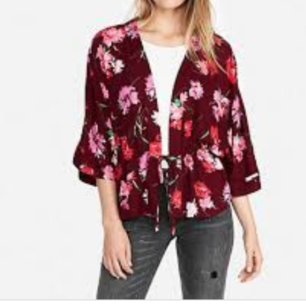 EXPRESS FLORAL CINCHED WAIST KIMONO TOP